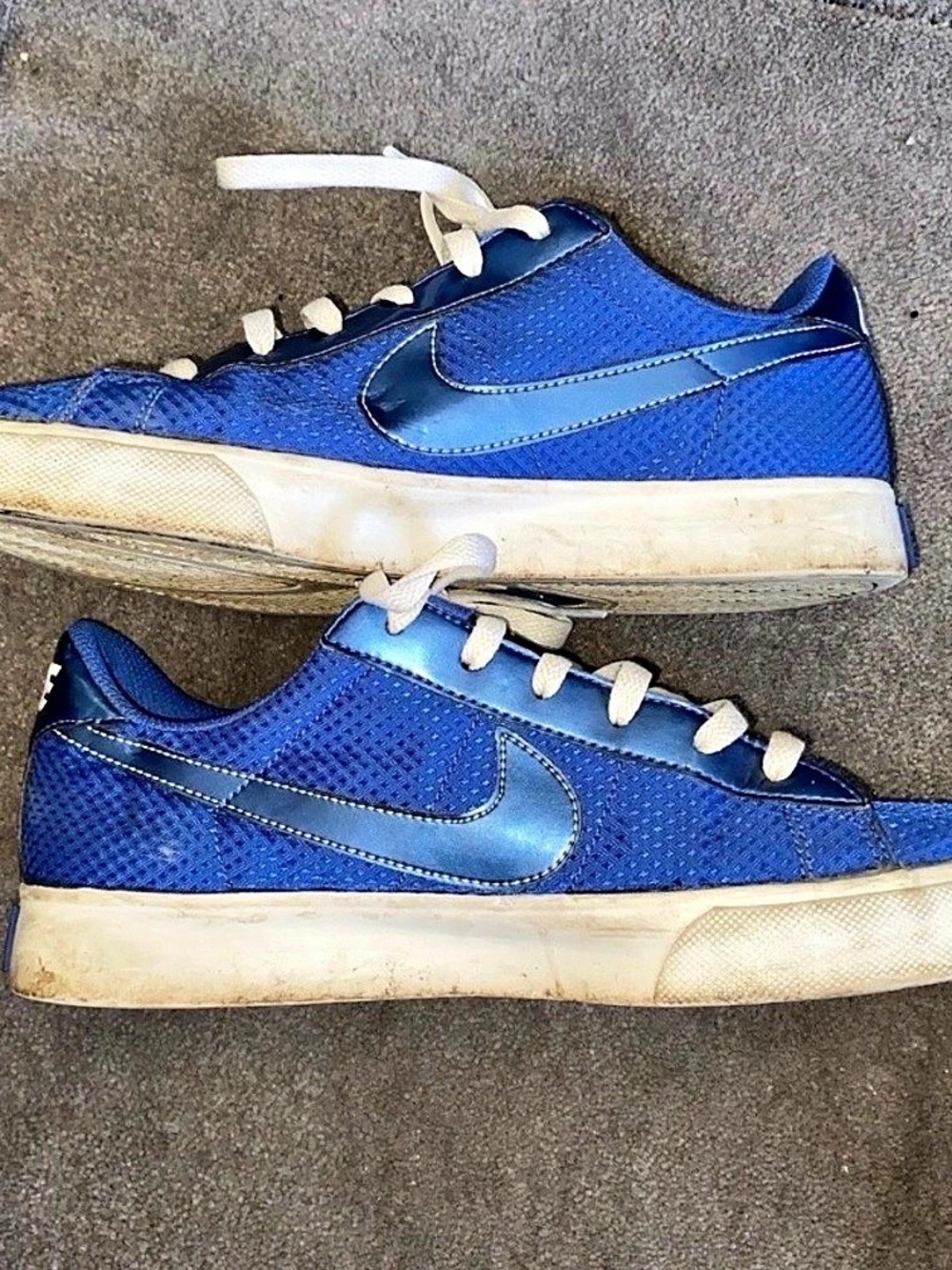 Nike Sweet Classic Low’s in Game Royal Blue.